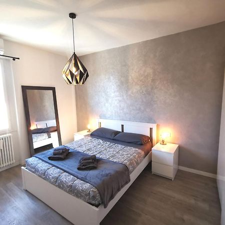 Bologna Holiday House Bagian luar foto